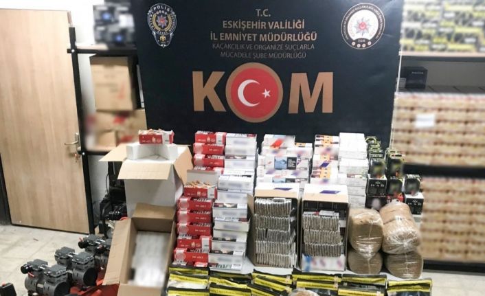 Polisten kaçakçılık operasyonları, 15 kişi yakalandı