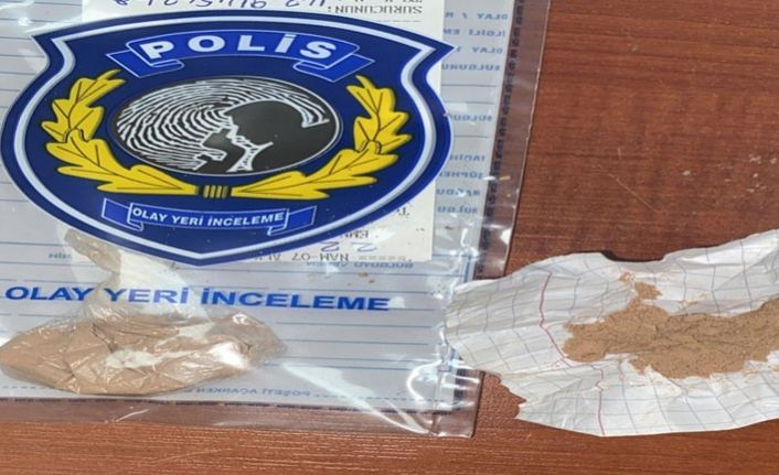 Polisten kaçan araçtan uyuşturucu çıktı