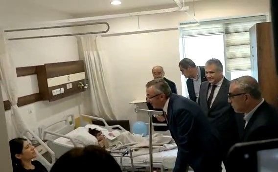 Saldırıdan yaralı olarak kurtulan Almeda plastik cerrahi bölümüne sevk edildi