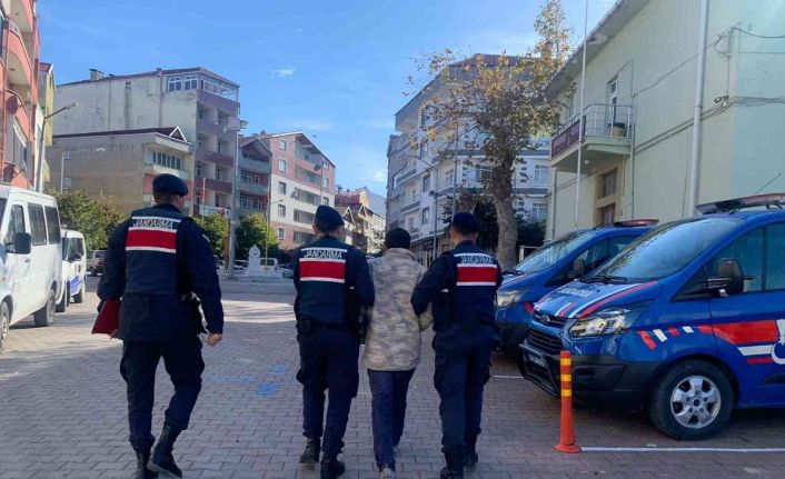 Sinop’ta aranan 4 hırsızlık şüphelisi tutuklandı