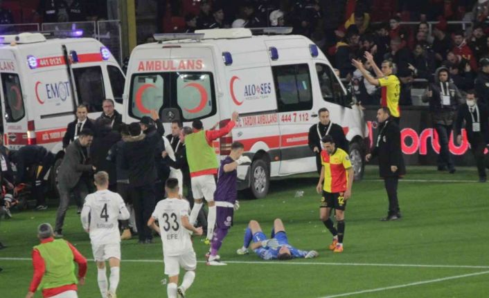 Sis ve işaret fişeğini statta görevli özel ambulans şoförleri tuvalete bırakmış