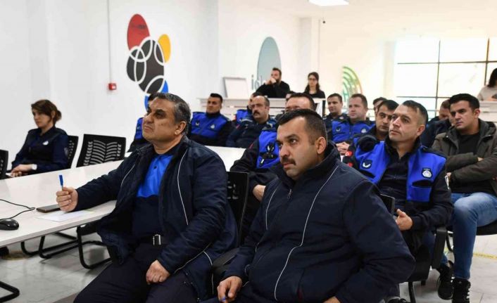 Tepebaşı personeline iletişim becerileri eğitimi