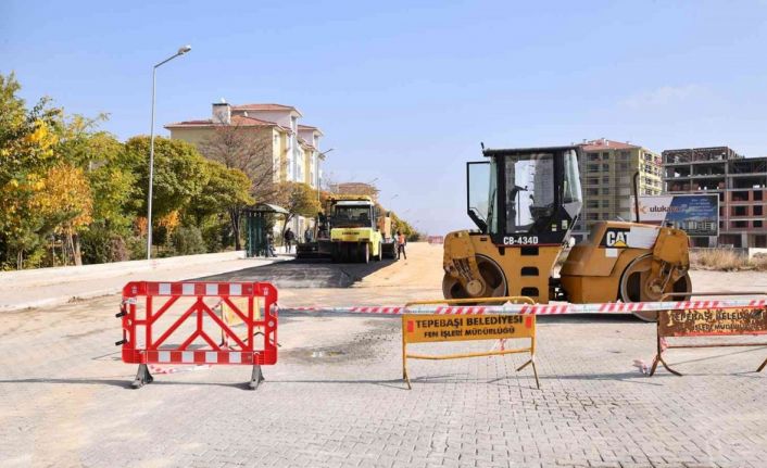 Tepebaşı’nda üstyapı çalışmaları devam ediyor