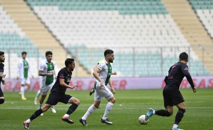 TFF 2. Lig: Bursaspor: 1 - Isparta 32 Spor: 2
