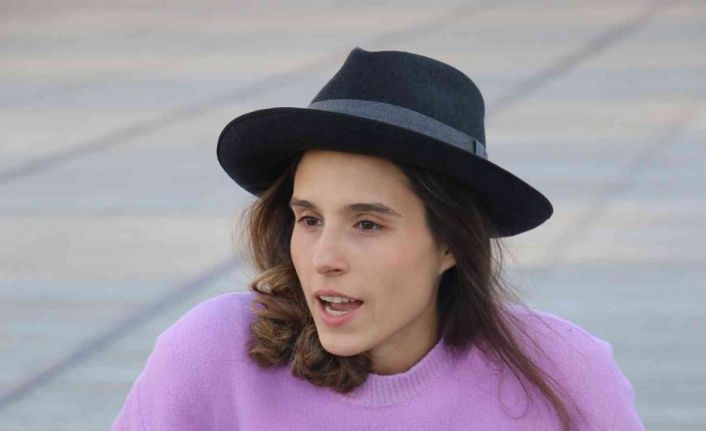 Türkiye’de ilk konserini veren dünyaca ünlü bas gitarist Kinga Glyk’ten özel açıklamalar