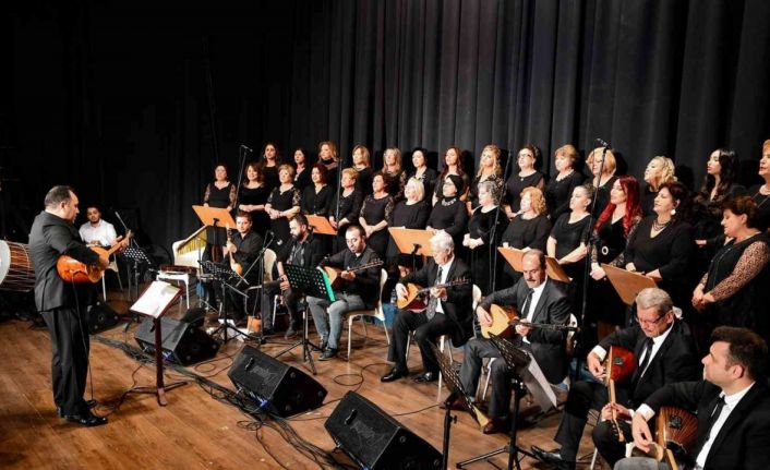 Türküler öğretmenler için söylendi