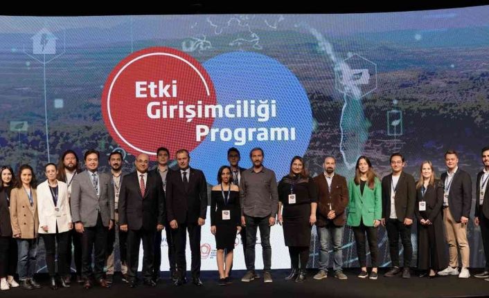 Vehbi Koç Vakfı ve Türkiye İş Bankası’nın Etki Girişimciliği Programı mezunlarını verdi