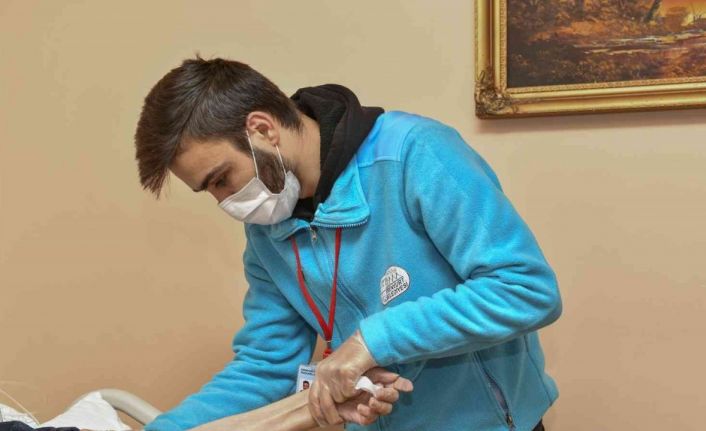 2022 yılında Esenyurt’ta 10 bin 769 kişiye evde sağlık hizmeti verildi