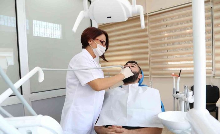 3 yılda 43 bin 500 diş tedavisi