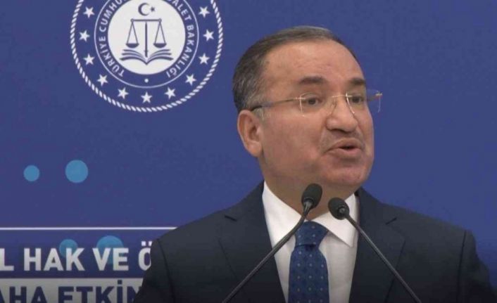 Adalet Bakanı Bozdağ: "Bugün Doğu Akdeniz adeta büyük bir göçmen mezarlığına dönmüş durumdadır"