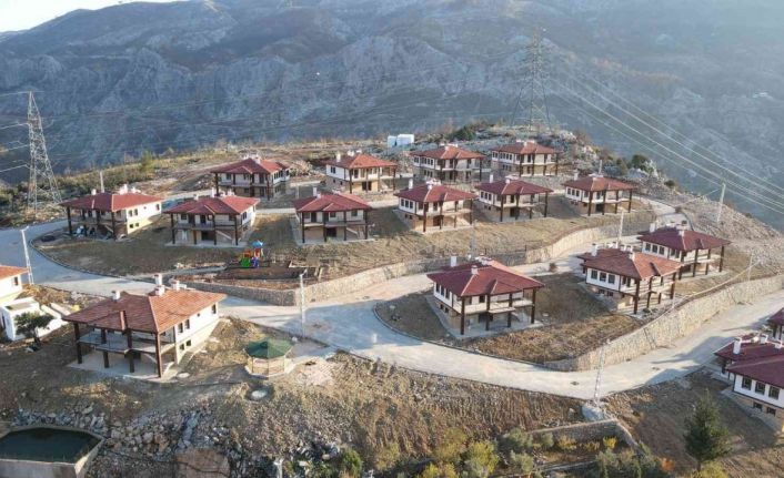 Antalya’daki orman yangını sonrası TOKİ yeni bir köy inşa etti