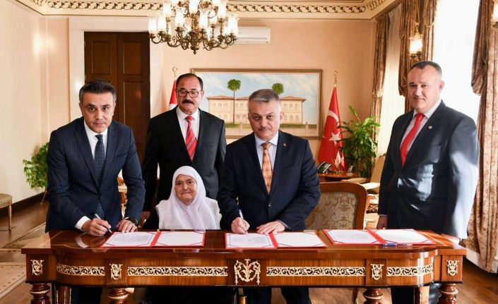 Antalyalı hayırseverler şehre değer katmaya devam ediyor