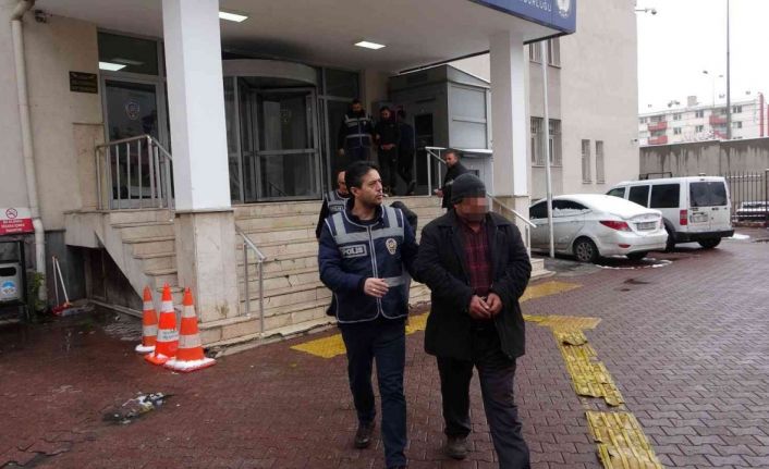 Aranan şahıslara 89 polis ile eş zamanlı şafak operasyonu: 14 gözaltı