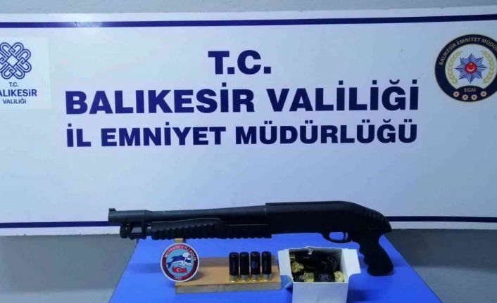 Balıkesir’de aranan 62 şahsa gözaltı