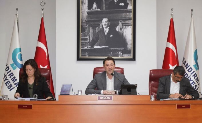 Bandırma Belediyesi 2022 yılının son meclis toplantısını gerçekleştirdi