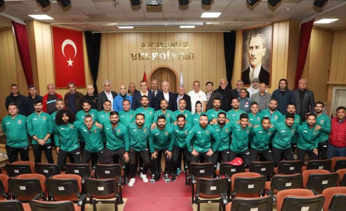 Başkan Gültak: "Akdeniz’deki spor yatırımları devam edecek"