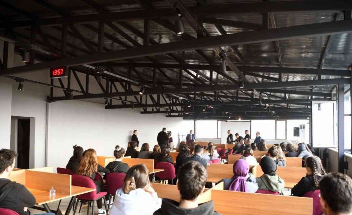 Başkan Gürkan ‘Kariyer Günleri’ programına katıldı