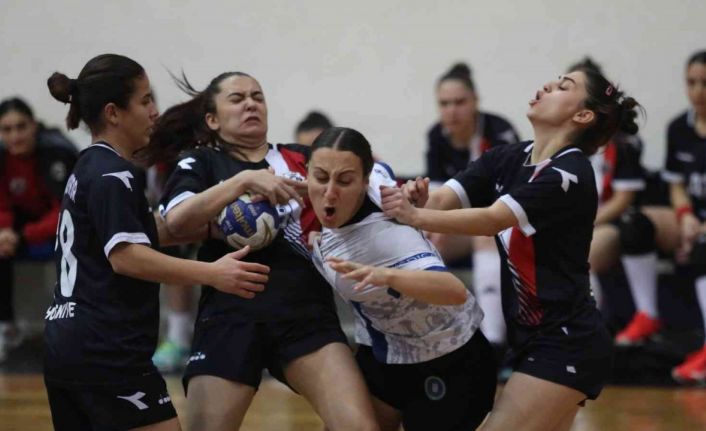 Bursa Büyükşehir Belediyespor sahasında takipçisi Aksaray Belediyespor’uda mağlup etti