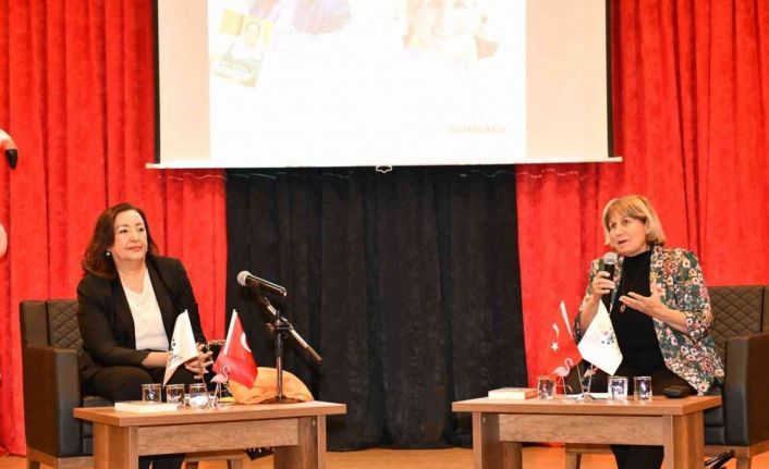 Çiğli’de kadının siyasetteki yeri konuşuldu