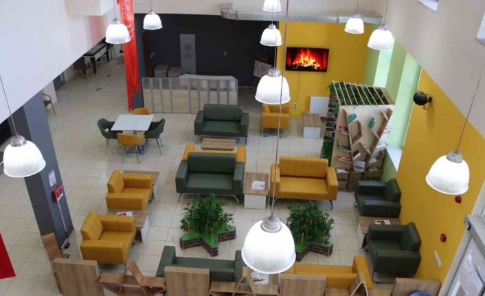 Denizli’de gençlerin buluşma noktası Çivril oldu