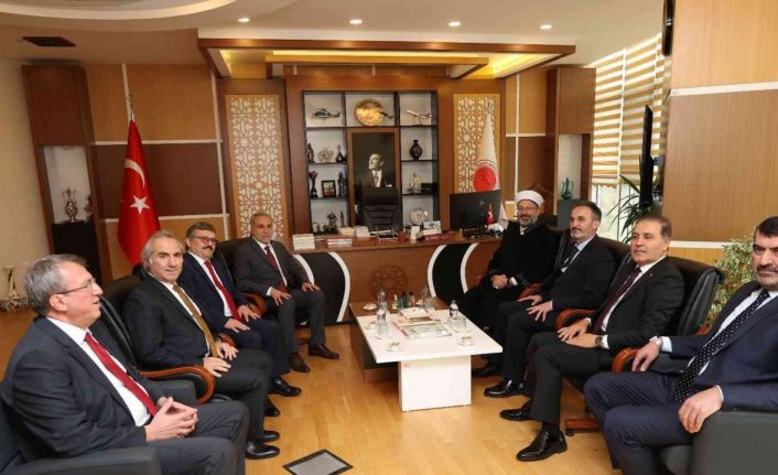 Diyanet İşleri Başkanı Erbaş: “Her millet ancak kendi medeniyet değerleriyle yükselebilir”