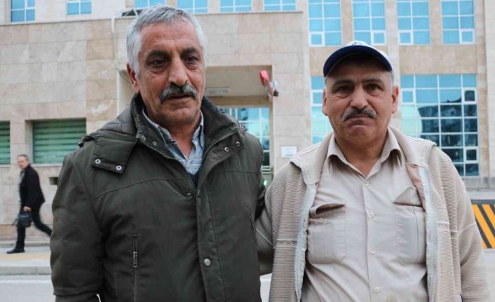 Duyarlı çaycı 1 haftadır aradığı altın sahibini polislerin yardımıyla buldu