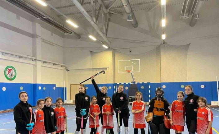 Ege Yıldızları Kadın Hokey Takımı Başkanı Şen: "Muğla’da gerektiği kadar tanınmıyoruz”