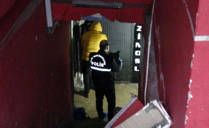 Eğlence merkezinde kanlı kavga: 2 ‘si ağır 3 yaralı