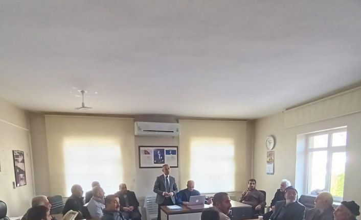Elazığ’da çiftçilere yönelik bilgilendirme toplantıları sürüyor