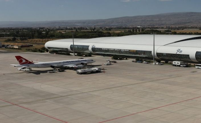 Erzincan Yıldırım Akbulut Havalimanı’ndan kasım ayında 24 bin 516 yolcu faydalandı