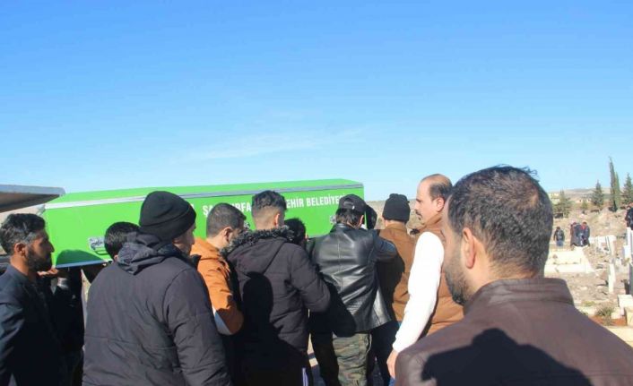 Feci kazada ölen 9 kaçak göçmenin cenazeleri ailelerine teslim ediliyor