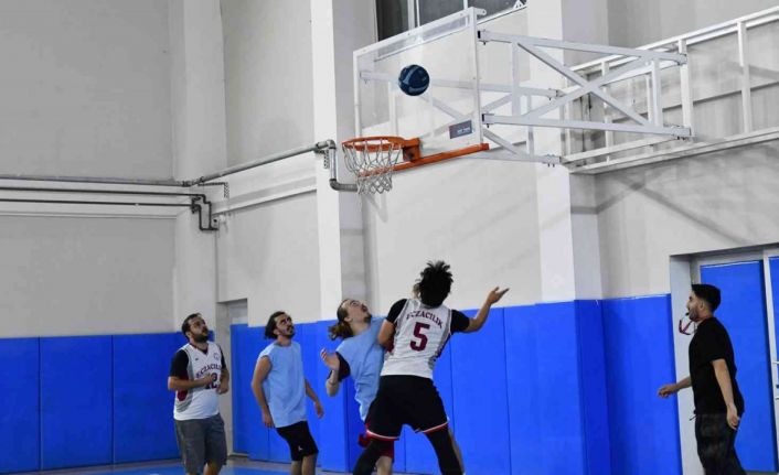 Gençlik basketbol turnuvası sona erdi