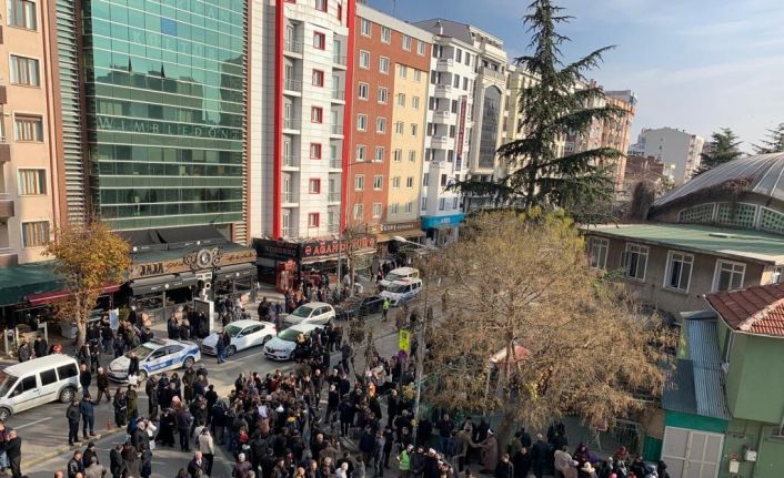 Hal Camii yıkım kararına tepkiler büyüyor