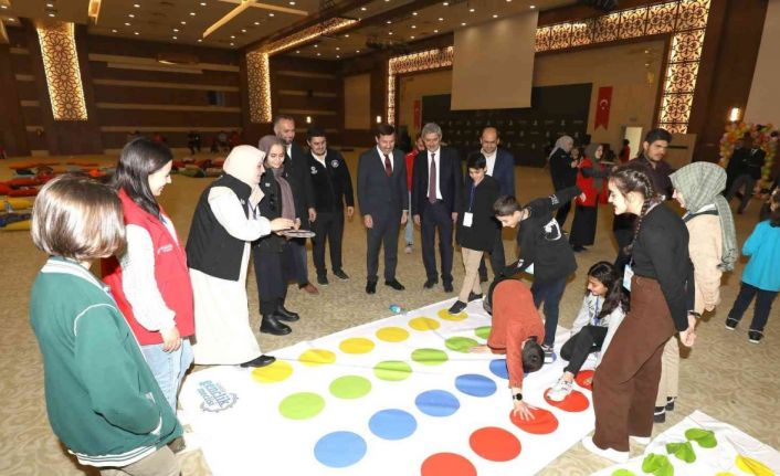 Karatay Kent Konseyi Çocuk Meclisi’nden “Karatay Çocuk Şenliği”