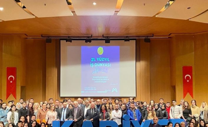 Kariyer Merkezi Müdürü Özada: "30 bin kişi kariyer merkezine kayıtlı"