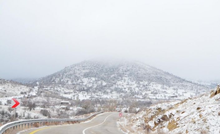 Kocatepe beyaza büründü