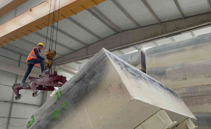 Kurduğu fabrika ile mermer artıklarını geri dönüştürdü, talebe yetişemiyor