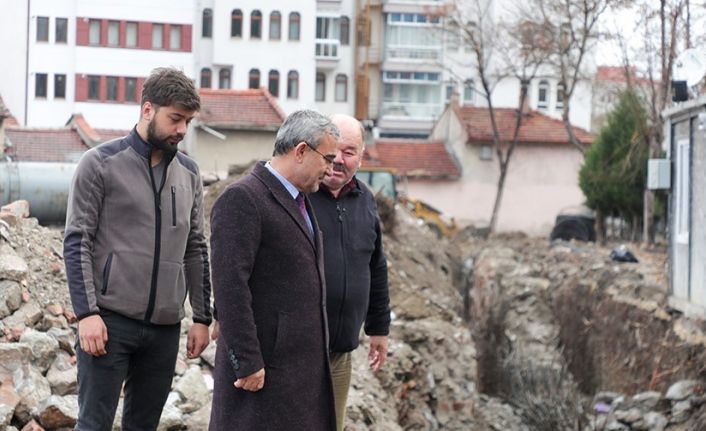 Kütahya 30 Ağustos İş Merkezi ve Zanaat Çarşısı inşaatında hafriyat çalışmaları başladı