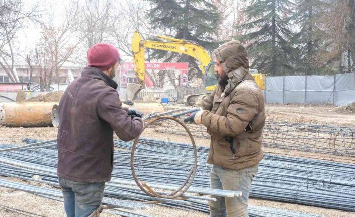 Kütüphane ve Kültür Merkezi’nin Cumhuriyet’in 100. yılında hizmete açılması hedefleniyor
