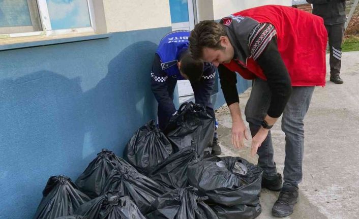 Menteşe otogarında menşei belirsiz 308 kilo et yakalandı