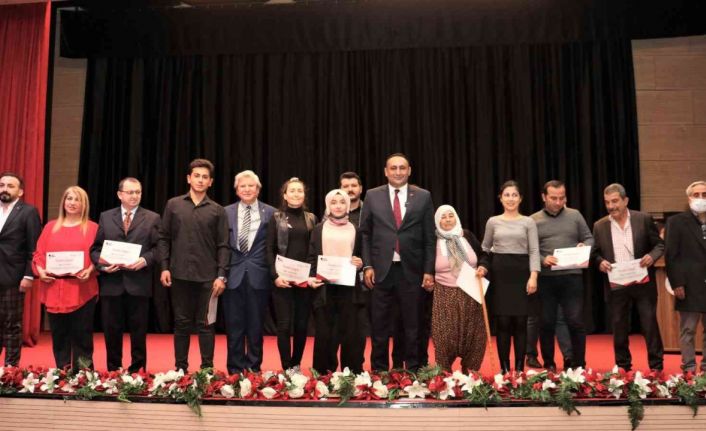 Mersin’in kurtuluşunu şiirle anlattılar