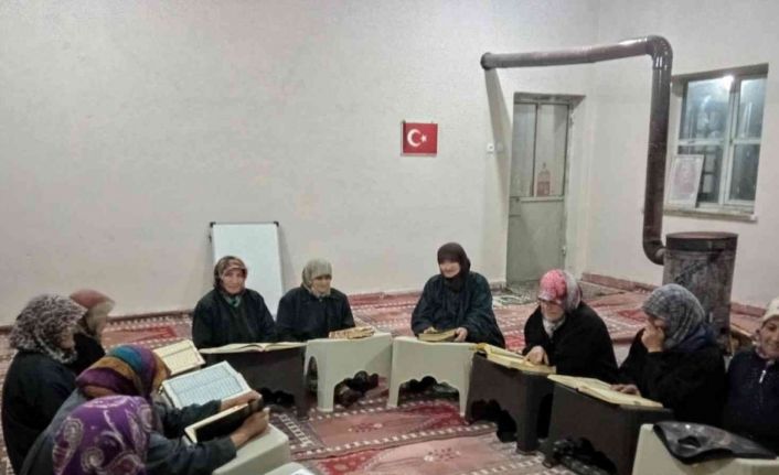 Mustafakemalpaşa’da atıl okullar köylerin kalbi oluyor