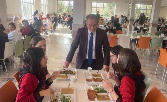Niğde’de 6 bin öğrenci ücretsiz yemek yiyor