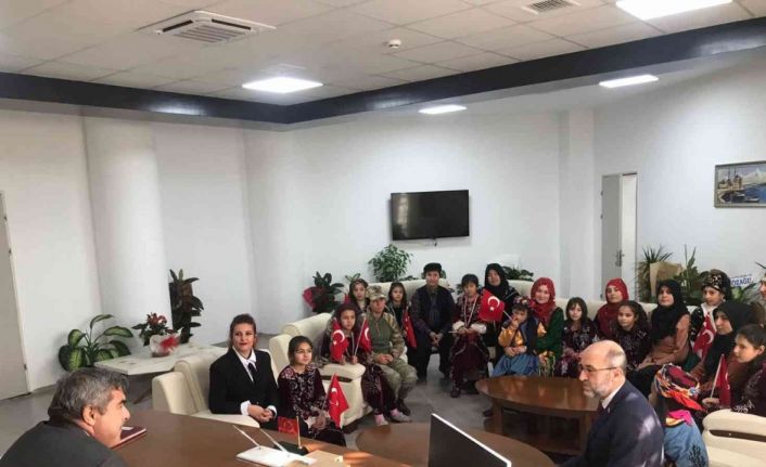 Öğrenciler Büyük Taarruz Zaferinin 100. yılı anısına tiyatro hazırladı