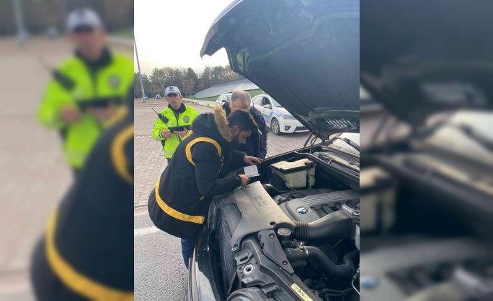 Polisten "kuş" grubu araç ve motosiklet denetimi