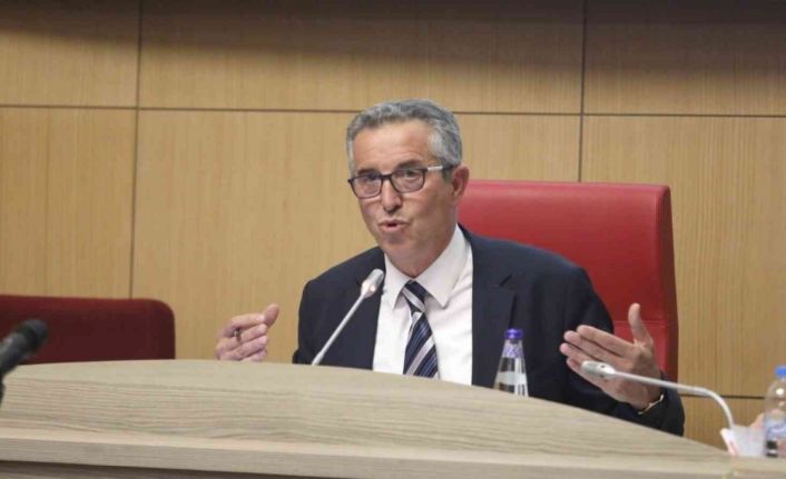 Siyasi yasak talep edilen CHP’li Gaziemir Belediye Başkanı Arda davaya gelmedi, karar ertelendi