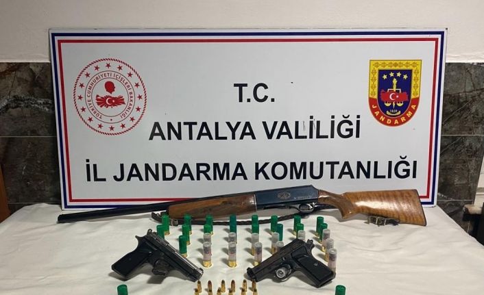 Sosyal medyadan silah ve mühimmat satışı yapan şahsa operasyon