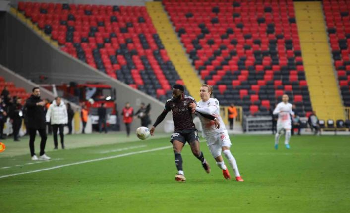 Spor Toto Süper Lig: Gaziantep FK: 0 - Beşiktaş: 0 (Maç devam ediyor)