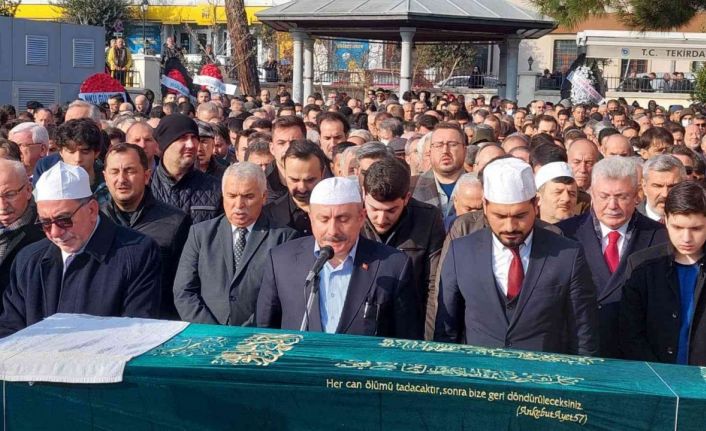TBMM Başkanı, kardeşi gibi gördüğü halasının oğlunun cenaze namazını kıldırdı