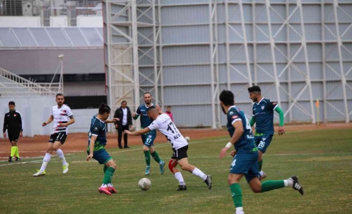 TFF 3. Lig: 68 Aksaray Belediyespor: 2 - Erbaa Spor Kulübü: 1
